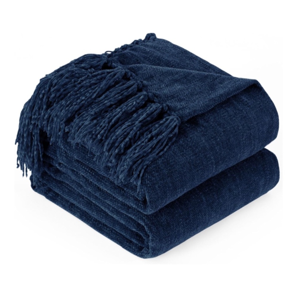 NIB Bedsure Chenille Throw Blanket